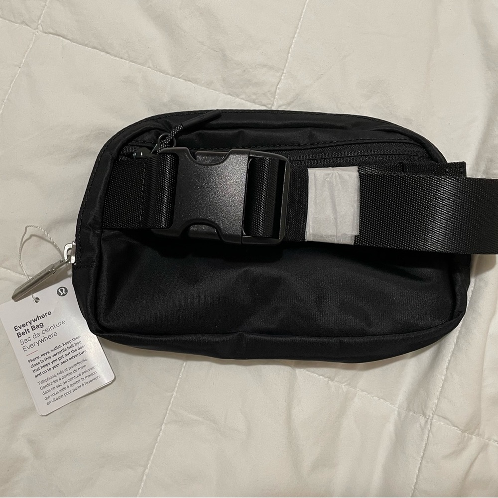 Lulemon Everywhere Belt Bag